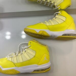 COPY - Nike Jordan Max Aura GS Dynamic Yellow Sneakers